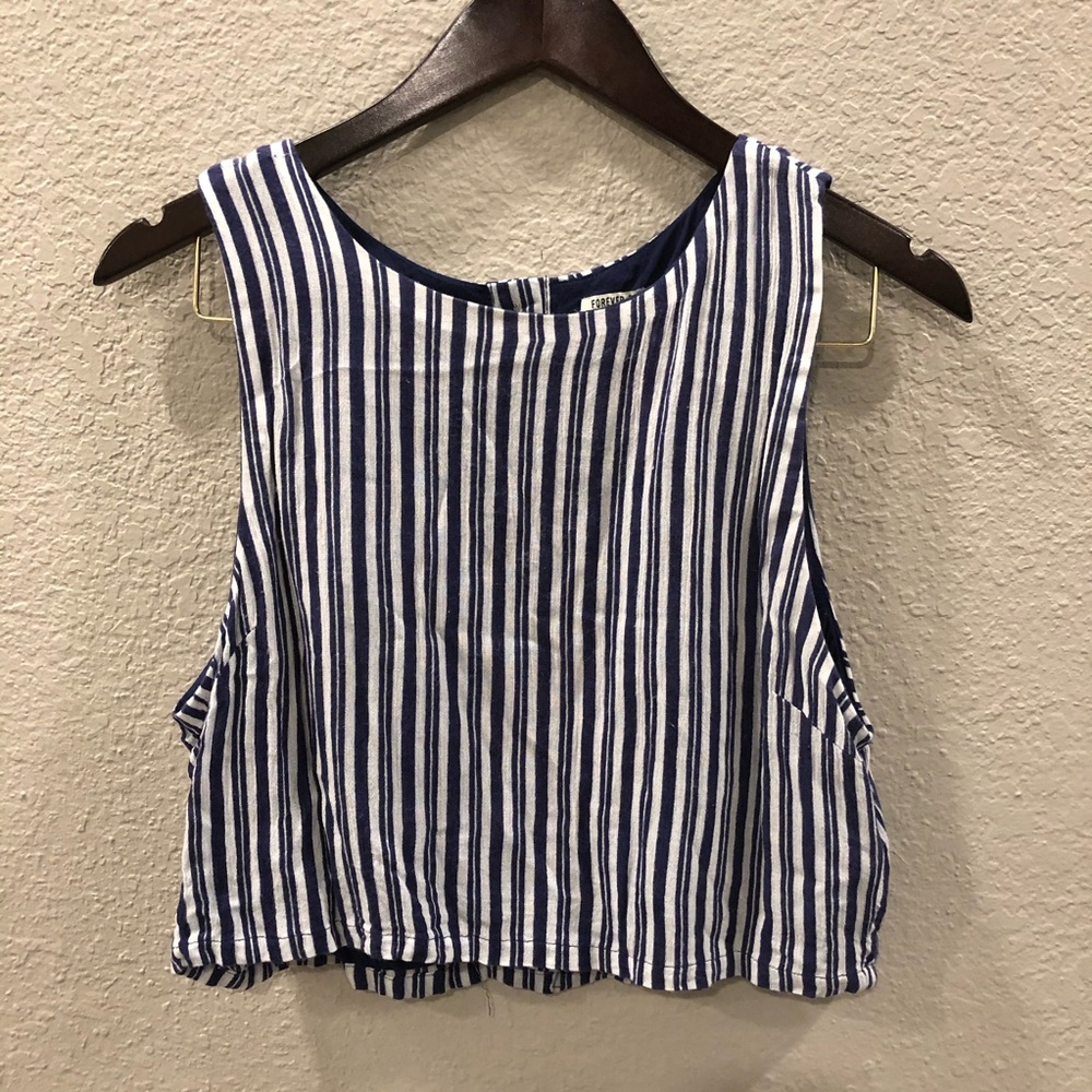 FOREVER 21 navy and white striped crop top